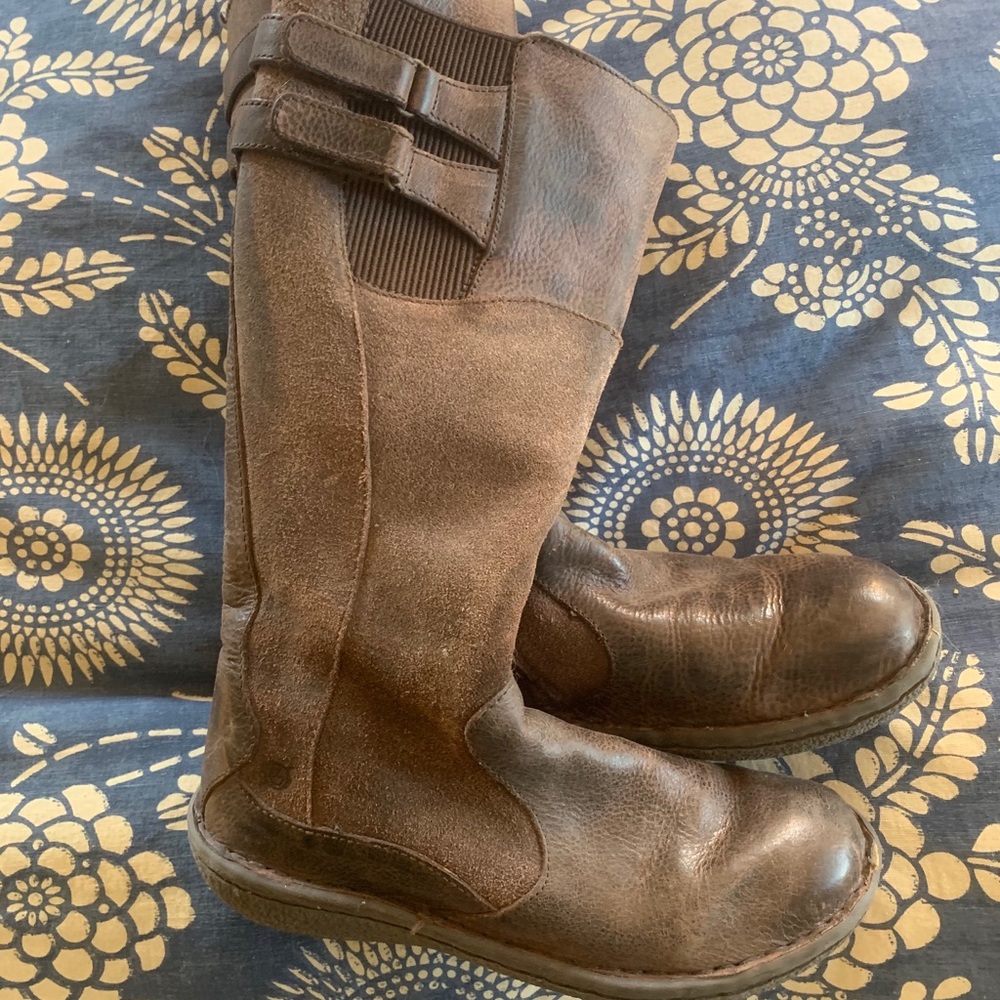 Born leather boots worn 4 times.